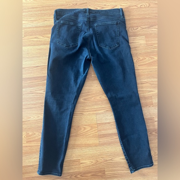 EUC Dark Indigo Sz 33 GAP “Resolution True Skinny” Jeans - Picture 4 of 4